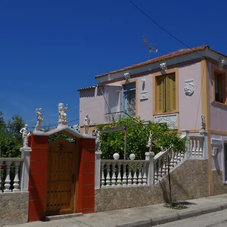 Dioni House Apartment *